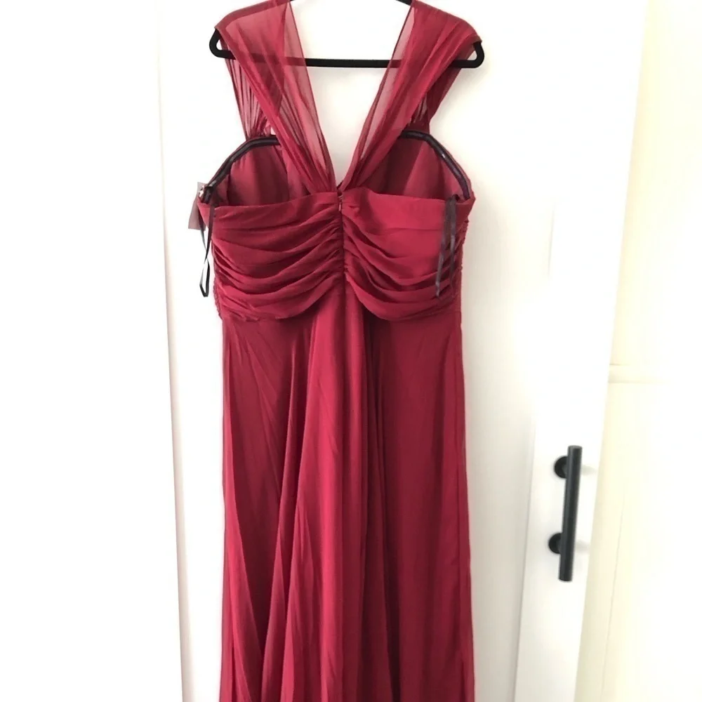 Dessy Collection Burgundy Chiffon Sweetheart Bridesmaid Gown Plus Dress 22